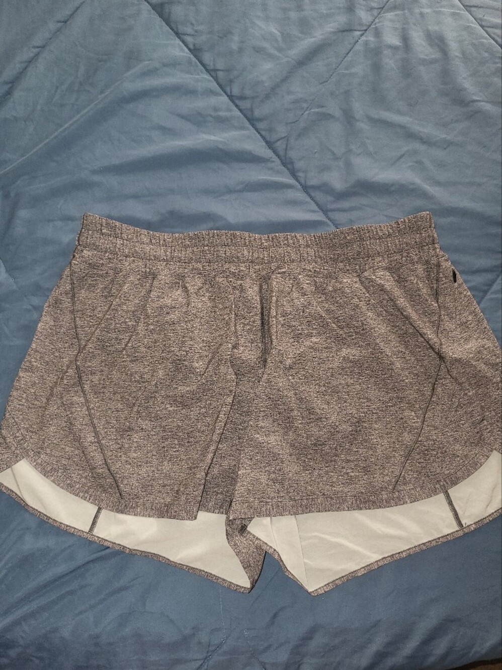 lululemon athletica Gray Track That MR Shorts~5' Inseam~Size 18. - Picture 8 of 15